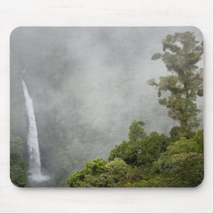 Costa Rica, Nebelwald in den Bergen in der Nähe v Mousepad