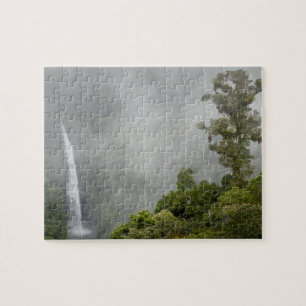 Costa Rica, Wolkenwald in den Bergen in der Nähe v Puzzle