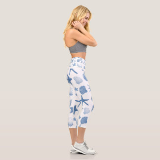 Costal blue seashells pattern capri leggings