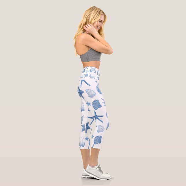 Costal blue seashells pattern capri leggings (Rechts)