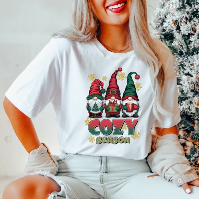 Cosy Gnomes Weihnachtszeit T - Shirt (Von Creator hochgeladen)
