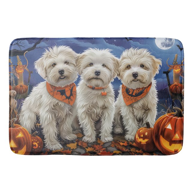 Coton De Tulear Halloween Spooky Badematte (Vorderseite)