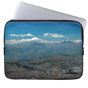 Cotopaxi & Quito, Ecuador Laptopschutzhülle
