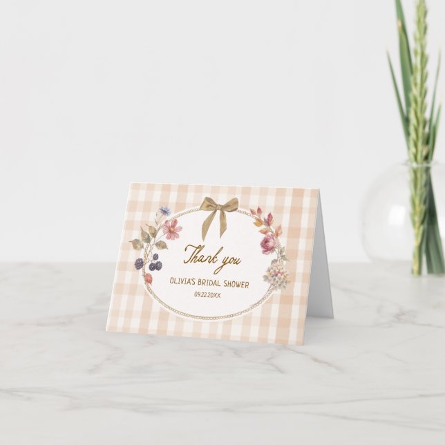 Cottage Fall in Love  Gingham Brautparty Dankeskarte (Vorderseite)