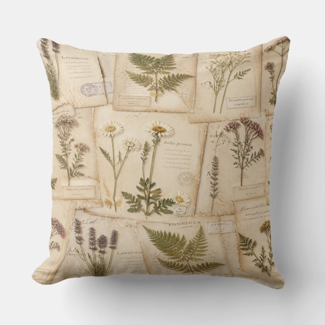 Cottagecore Herbarium Pillow Kissen (Vorderseite)