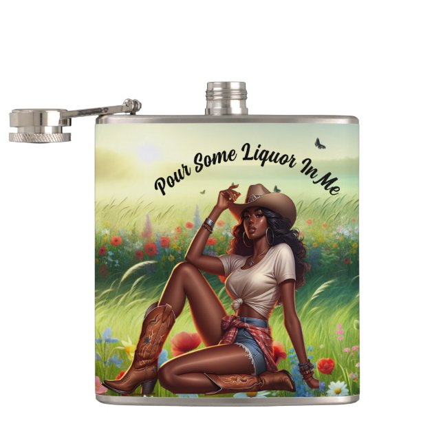 Country Black Cowgirl in MeadowVinyl Wrapped Flask Flachmann (Geöffnet)
