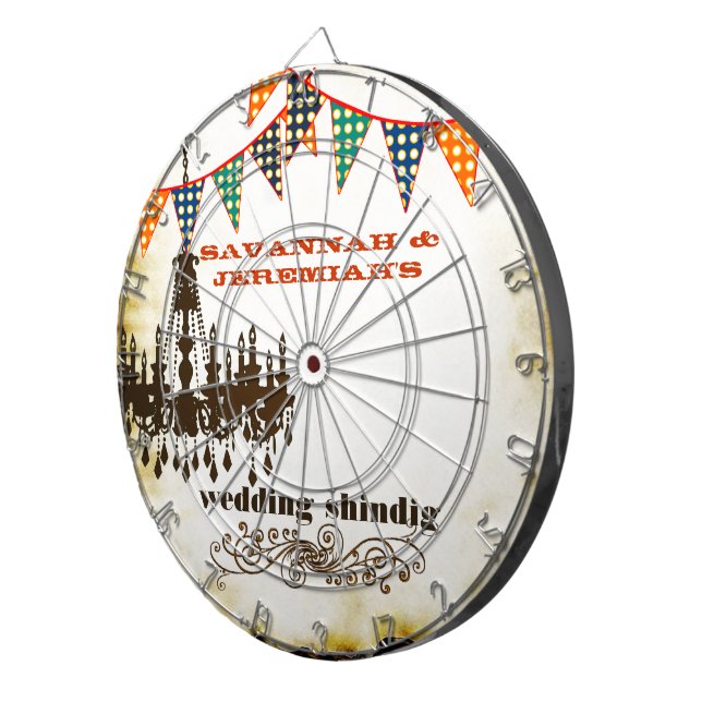 Country Chic Rustic Chandelier Wedding Dart Board Dartscheibe (Vorderseite rechts)