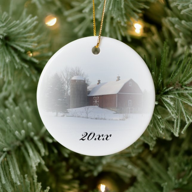 Country Christmas Red Barn Dating Keramik Ornament (Baum)