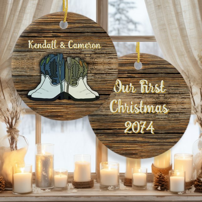 Country Cowboy Boots Paare Erste Weihnachten Keramik Ornament (Von Creator hochgeladen)
