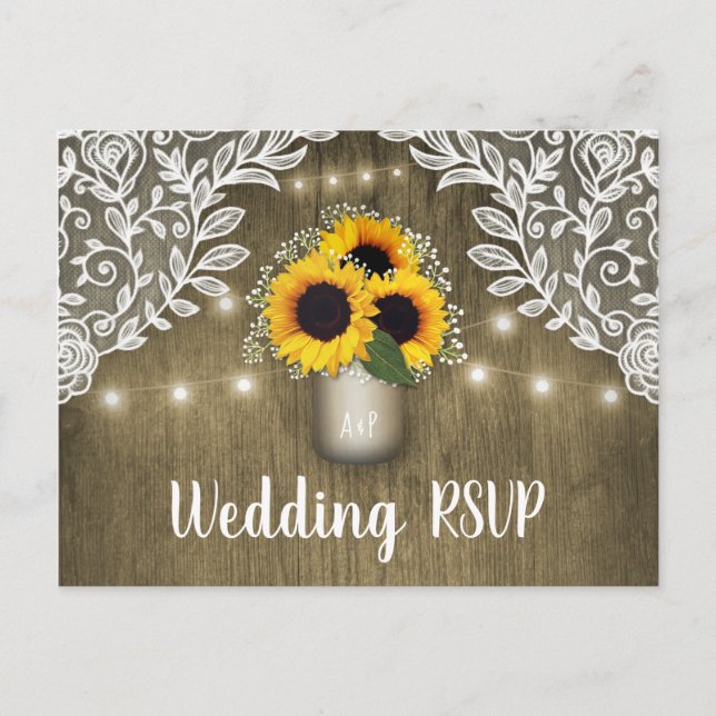 Country Sunflower Mason Jar Wedding RSVP Postkarte (Vorderseite)
