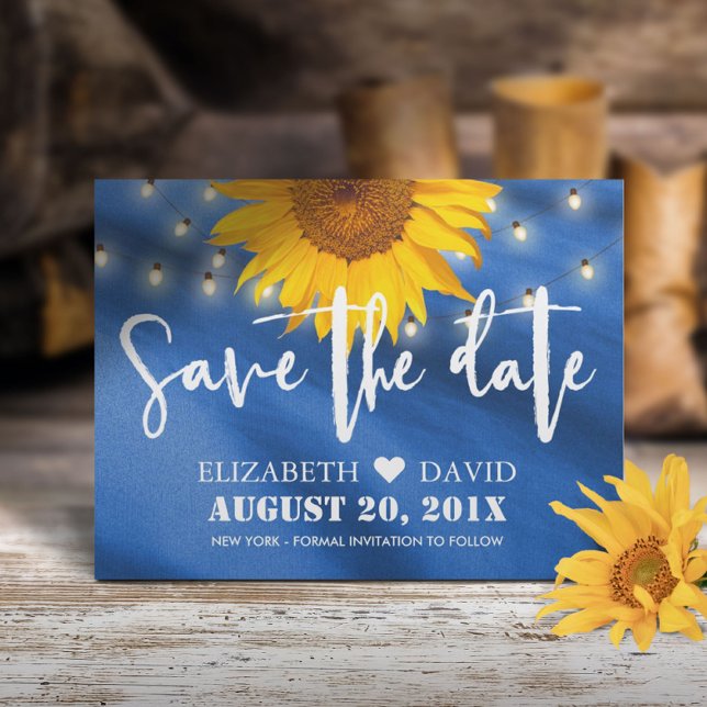 Country Sunflower & String Lights Save the Date Ankündigungspostkarte (Von Creator hochgeladen)