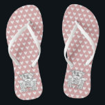 Country Wedding Traktor Drehe Flohschuhe Flip Flops<br><div class="desc">Ein Paar Traktorandenfarm Thema Hochzeit Spaß Flip Flops.</div>