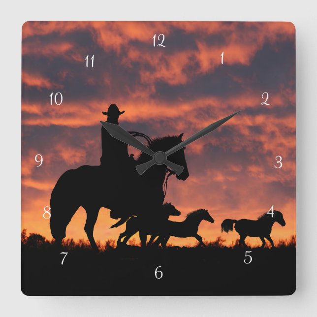 Country Western Cowboy Wilde Pferde Quadratische Wanduhr (Vorderseite)