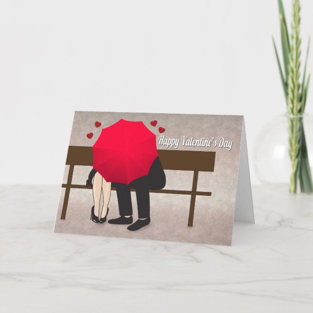 Couple Behind a Red Umbrella for Valentine's Karte (Vorderseite)