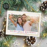 COUPLE CHRISTMAS FOTO FOLIEN FEIERTAGSKARTE<br><div class="desc">durch kat massard >>> WWW.SIMPLYSWEETPAPERIE.COM <<< Eine einfache Kartenkonstruktion mit Rahmen in glänzender Folie. Landschaftlicher Stil,  um Ihre schöne Familie auch mit horizontalem Foto zu zeigen. KONTAKTIEREN SIE MICH,  wenn Sie Hilfe benötigen,  um Ihr Foto perfekt anzupassen kat@simplysweetpaperie.com</div>