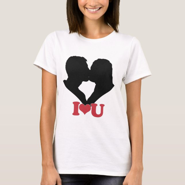 Couple Kissing mit I ♥ U T-Shirt (Vorderseite)
