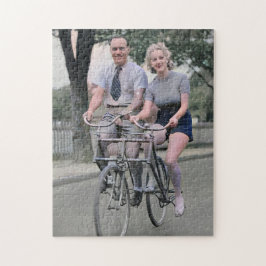 Couple Riding Malvern Star Bike 1930er Color Redux Puzzle