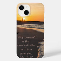 Couple Walking Beach bei Sunrise John 15 12