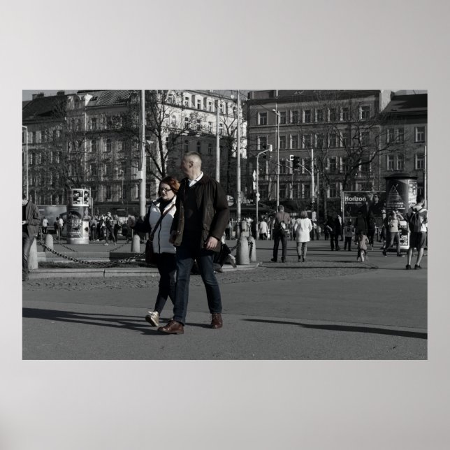 Couple Walking Poster (Vorne)
