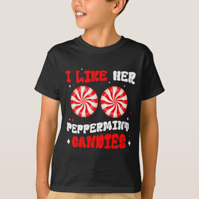 Couples Matching Christmas I Like Her Peppermint C T-Shirt (Vorderseite)