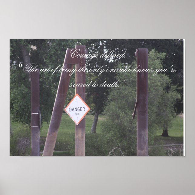 Courage Defined Poster (Vorne)