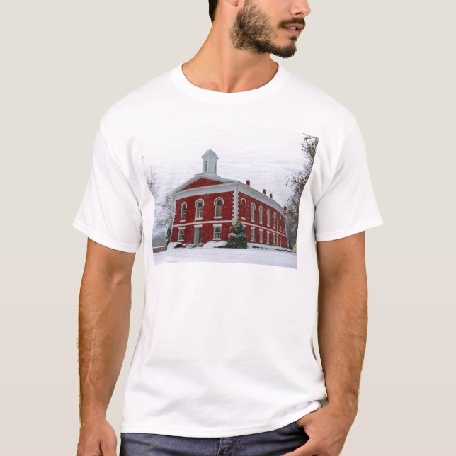 Courthouse Snow T-Shirt (Vorderseite)
