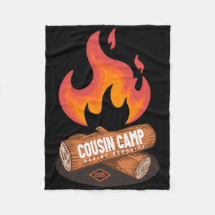 Cousin Camp 2025 Spaß Sommer Camping Lagerfeuer Gr Fleecedecke