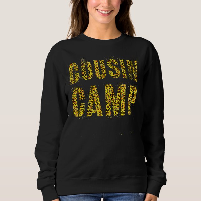 Cousin Camp Leopard Print Nana Dada Ausbildung 2 Sweatshirt (Vorderseite)