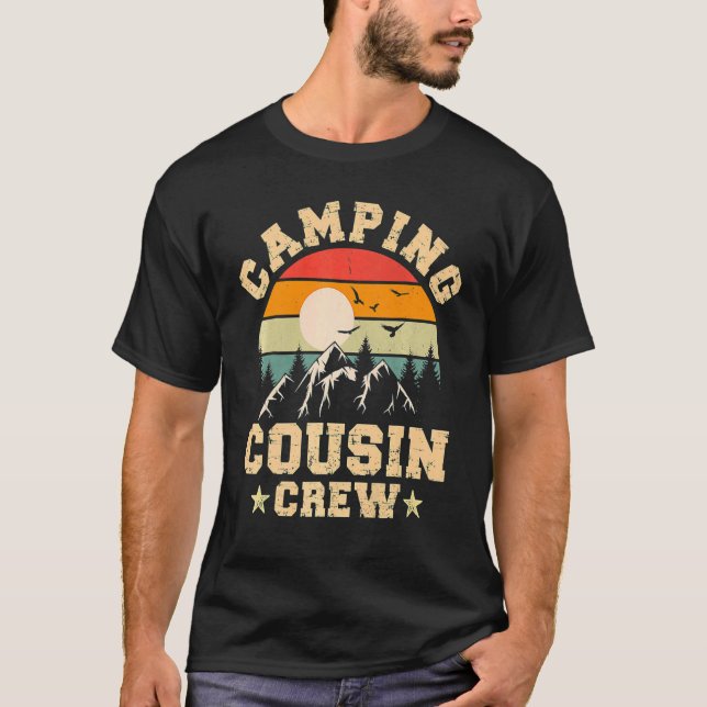 Cousin Crew 2022 Sommerferien Camping Crew Cam T-Shirt (Vorderseite)