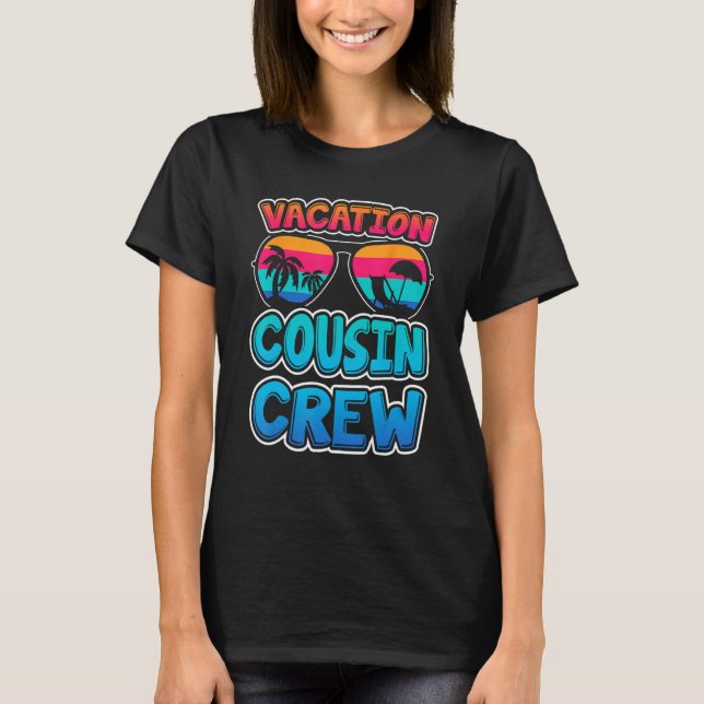 Cousin Crew Family Summer Vacation Retro Apparel F T-Shirt (Vorderseite)