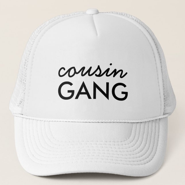Cousin Crew Fun Matching Family Hat Design Truckerkappe (Vorderseite)
