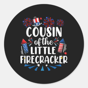 Cousin des kleinen Firecracker am 4. Juli Runder Aufkleber