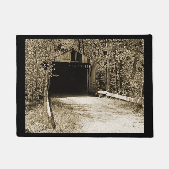 Covered Bridge Fußmatte (Vorderseite)