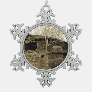 Covered Bridge Schneeflocken Zinn-Ornament