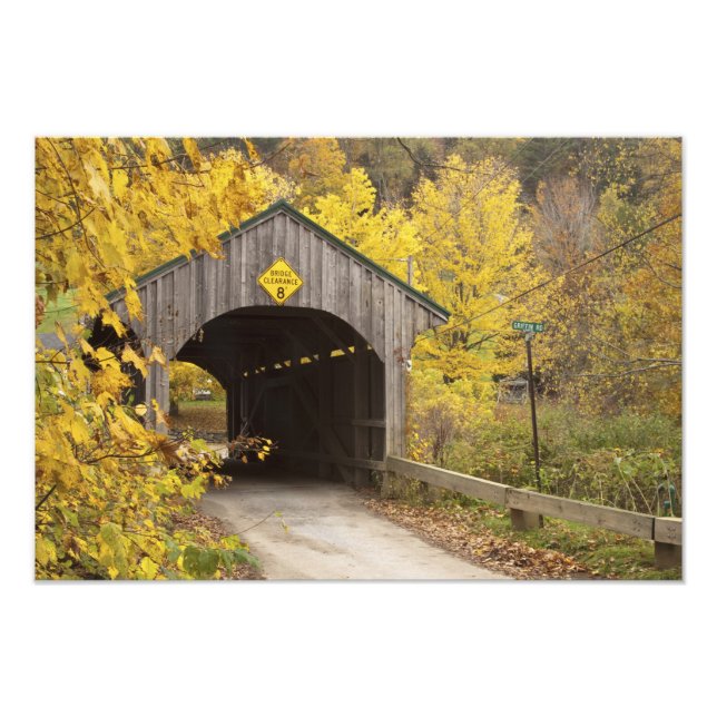 Covered bridge, Vermont, USA 2 Fotodruck (Vorne)