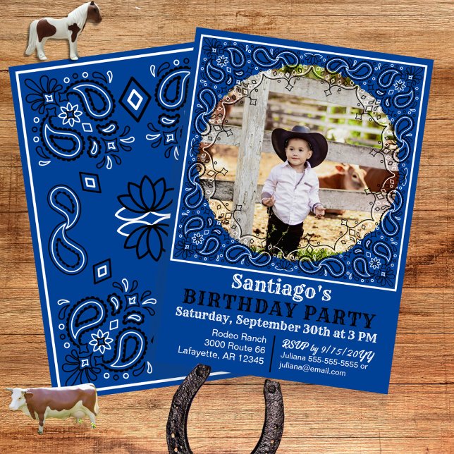 Cowboy Blue Bandana Foto Geburtstag Einladung (For your cowboy or cowgirl theme birthday a unique blue western bandana style photo invite.)