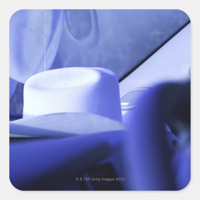 Cowboy-Hut im Dashboard von Truck Quadratischer Aufkleber (Vorderseite)