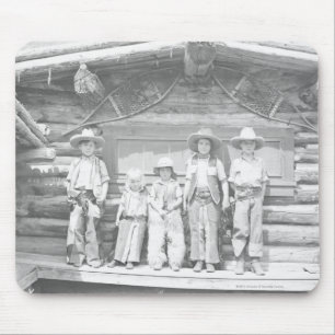 Cowboy-Ranch-Foto von Kindern in Cowboykleidung Mousepad
