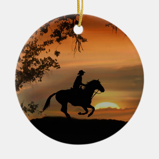 Cowboy Reitpferd im Sonnenuntergang Keramik Ornament (Vorne)