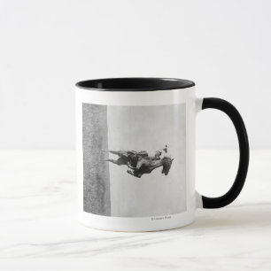 Cowboy Rides Bronco Rising auf seinen Hing Legs Tasse