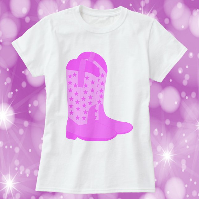 Cowboy Stiefel mit Sternen rosa T-Shirt (A tshirt with a pair of pink cowboy boots with stars.)