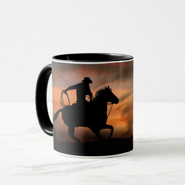 Cowboy und Pferd bei Sonnenuntergang Tasse (Vorderseite Links)