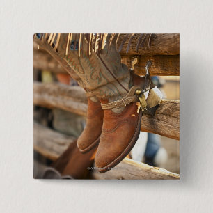 Cowboystiefel auf Zaun 2 Button