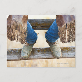 Cowboystiefel auf Zaun Postkarte
