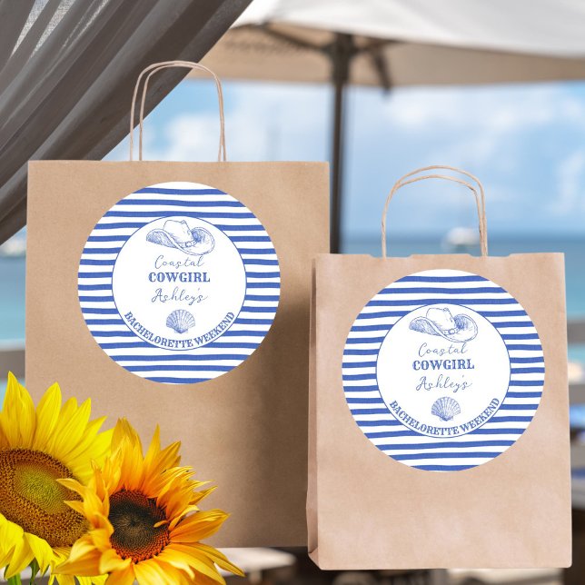 Cowgirl Cowgirl Bachelorette Wochenende gedruckt Runder Aufkleber (Coastal Cowgirl Bachelorette weekend printed Sticker last toast on a coast dusty blue favor stickers)