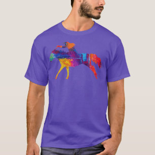 Cowgirl, die mit Rainbow-Backgr auf einem Laufpfer T-Shirt