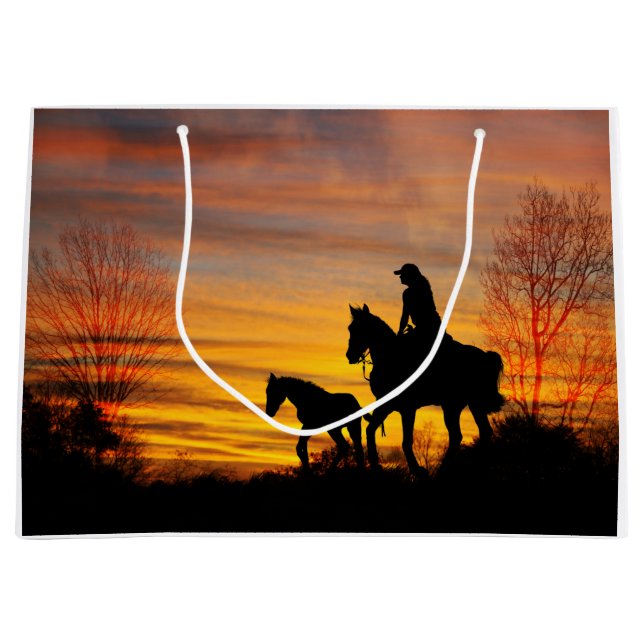 Cowgirl Sunset Horseback Ride Geschenktasche Große Geschenktüte (Vorderseite)