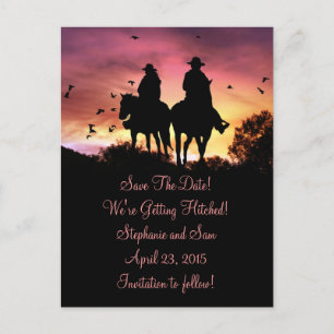 Cowgirl und Cowboy Riding Save the Date Postcard Ankündigungspostkarte