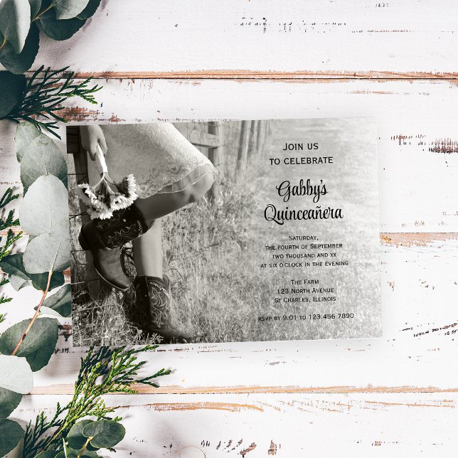 Cowgirl und Sonnenblumen Country Western Quinceañe Einladung (Von Creator hochgeladen)