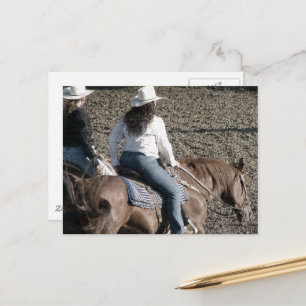 Cowgirls auf Rodeo-Pferden Postkarte